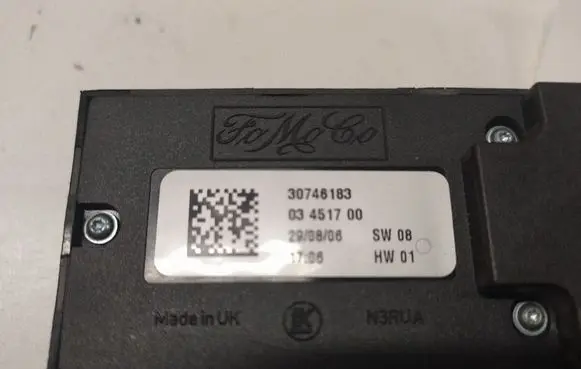 Volvo V50 Electric window control switch 30746183 03451700