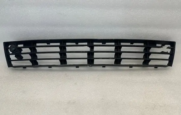 Audi A4 S4 B5 8D Front bumper lower grill 8D0807683AA 8D0807683AA3FZ