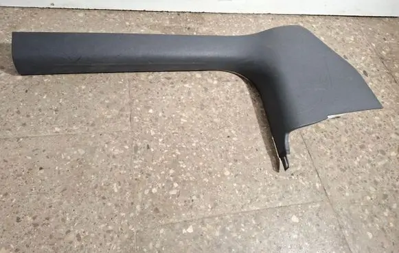 Audi A4 S4 B8 8K Front sill trim cover 8K1867272 8K1867272B