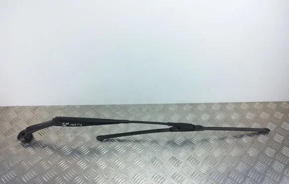 Ford Fusion II Windshield/front glass wiper blade DS7317CC495AD
