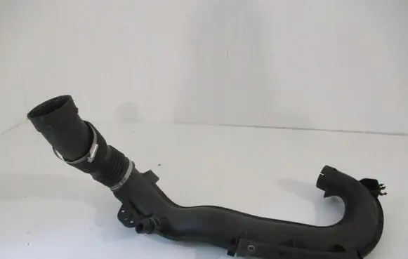 Ford Kuga II Intercooler hose/pipe AV619C623B