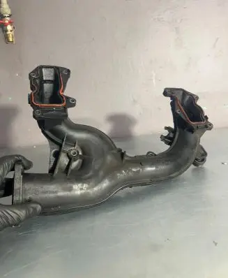 Audi A6 S6 C6 4F Intake manifold 059145762B