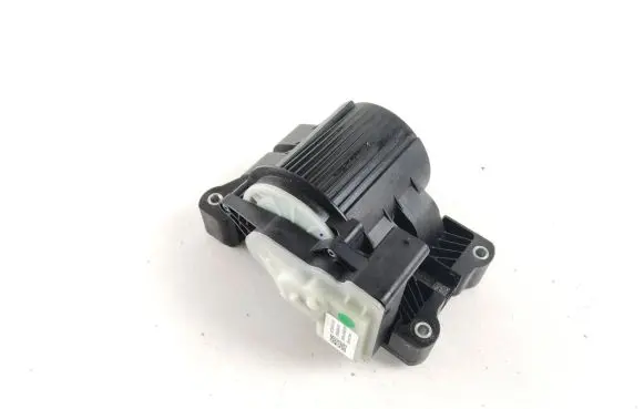 Tesla Model Y Valve 150685900D