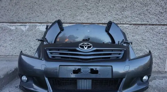 Toyota Verso Front piece kit 