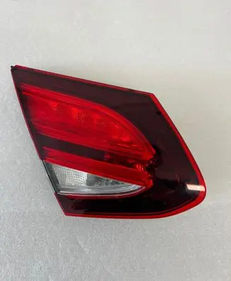 Mercedes-Benz C W205 Tailgate rear/tail lights A2059063505 2SD011786 00061176