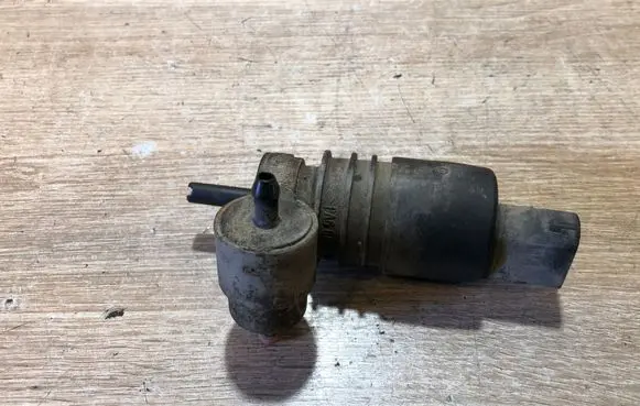 Volkswagen Sharan Windscreen/windshield washer pump
