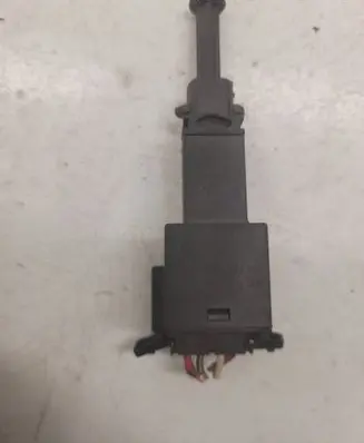 Volkswagen Golf IV Brake pedal sensor switch 1J0945511A