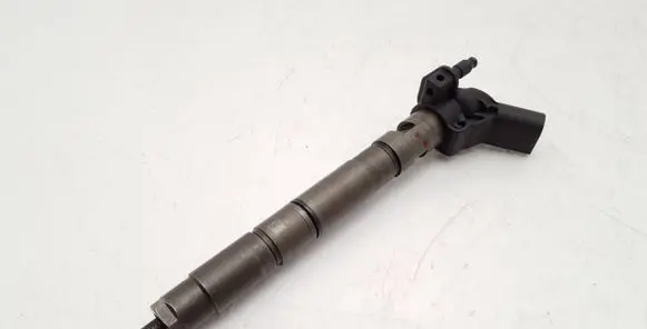 Audi A6 S6 C6 4F Fuel injector 059130277AB 0445115037