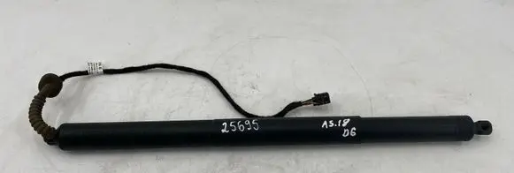 Audi A5 Tailgate/trunk strut/damper 8W8827851A