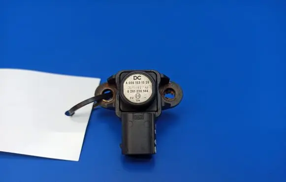 Mercedes-Benz B W245 Air pressure sensor A0061531528 0261230144