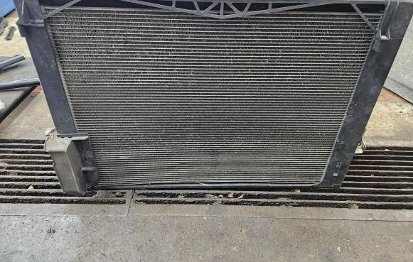 BMW 5 F10 F11 Radiator set 8509170 X0239003 C935044