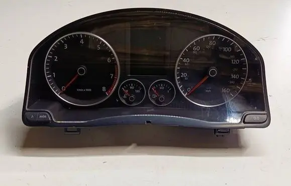 Volkswagen Scirocco Speedometer (instrument cluster) 1K8920970FS8 1K8920970F 3C8035195