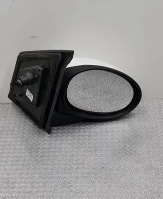 Peugeot 107 Manual wing mirror E1020829 E8013775