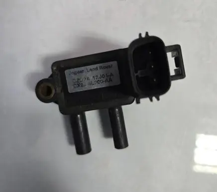 Jaguar X-Type Exhaust gas pressure sensor CZq7A12J04A CX225L200AA