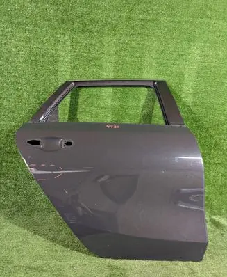 KIA Ceed Rear door