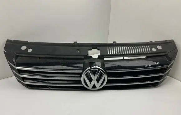 Volkswagen PASSAT B7 Front grill 561853651