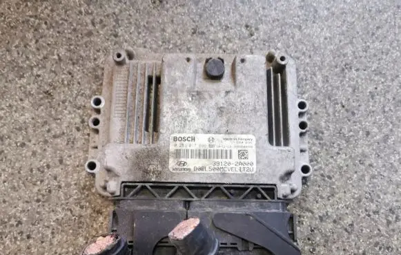 Hyundai ix35 Engine control unit/module 391202A000