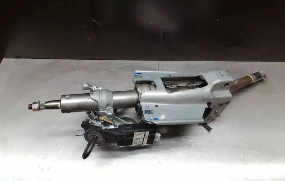 Mitsubishi Lancer X Steering wheel axle MN141356