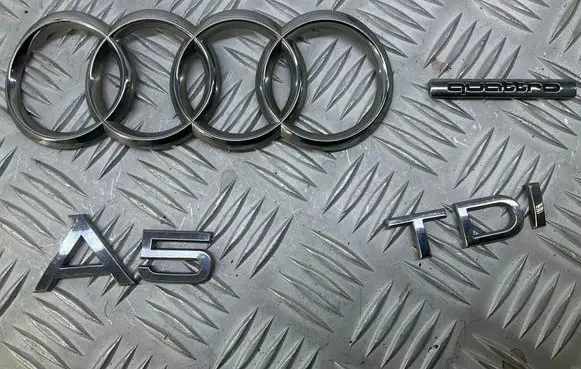 Audi A5 Sportback 8TA Manufacturer badge logo/emblem 