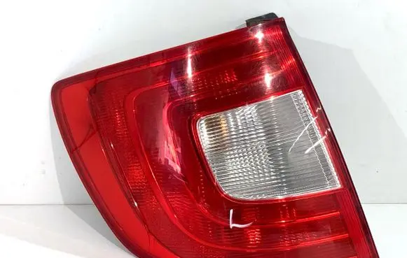 Skoda Superb B6 (3T) Rear/tail lights 3T9945095L