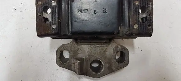 Seat Alhambra (Mk1) Engine mount bracket 7M3199555