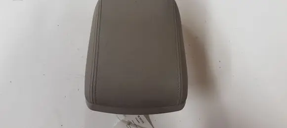 Volvo V50 Armrest