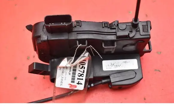 KIA Venga Rear door lock 814201P000