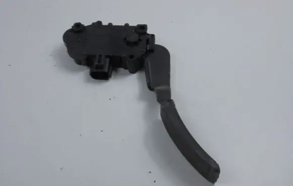 Nissan Murano Z50 Accelerator pedal position sensor 18002CA100