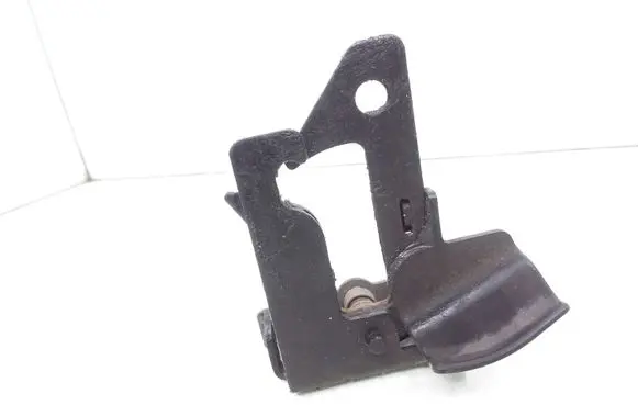Mercedes-Benz C W204 Engine bonnet (hood) release handle A2048800064