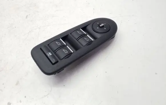 Ford Kuga I Electric window control switch 8M5T14A132AC