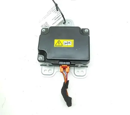 Mercedes-Benz GLS X166 Voltage converter inverter A1669820020