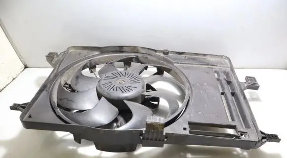 Ford Focus Air conditioning (A/C) fan (condenser) 