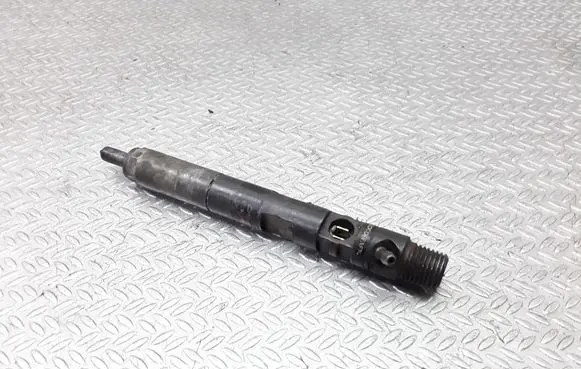 Nissan Micra Fuel injector 8200567290