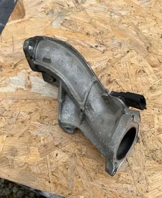 Mazda 626 Middle seatbelt (rear) 07261182