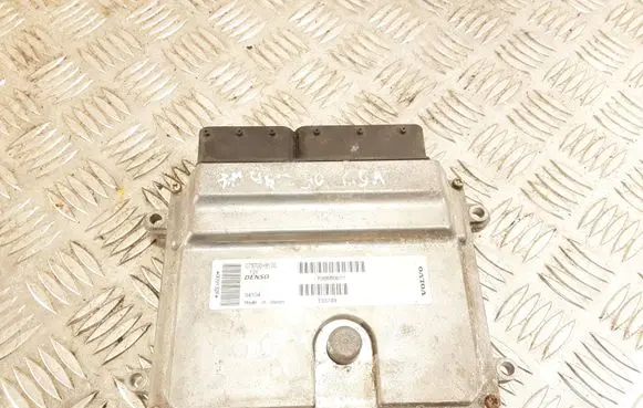Volvo V50 Engine control unit/module P30650677