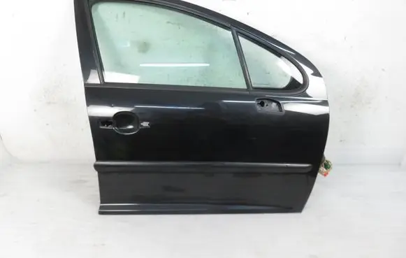 Peugeot 207 Front door 