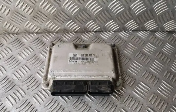 Volkswagen Golf IV Engine control unit/module 0281010653 038906012fd