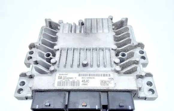 Ford Fiesta Engine control unit/module 8V2112A650EC 5WS40584CT