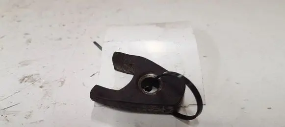 KIA Sorento Fuel Injector clamp holder