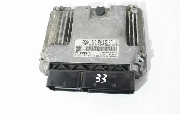 Volkswagen Golf VI Engine control unit/module 03C906027AT 03C907309B 0261S05810
