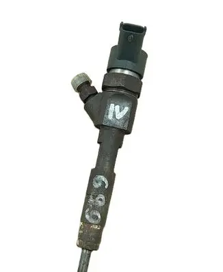 Opel Vivaro Fuel injector 8200238528 0445110146