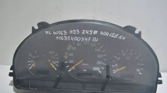 Mercedes-Benz ML W163 Speedometer (instrument cluster) A1635400947