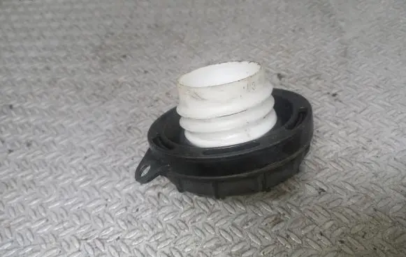 KIA Venga Fuel tank filler cap 
