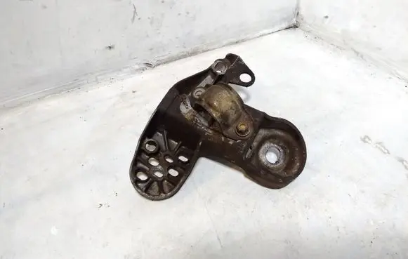 Audi A4 S4 B5 8D Engine mounting bracket 4B0199351A