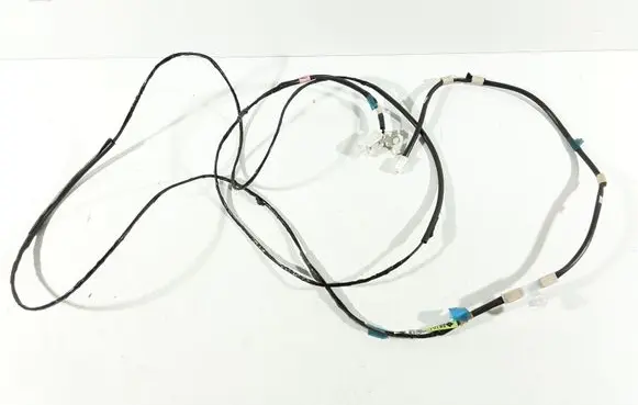 Toyota Prius+ (ZVW40) Sound system wiring loom 8610147500
