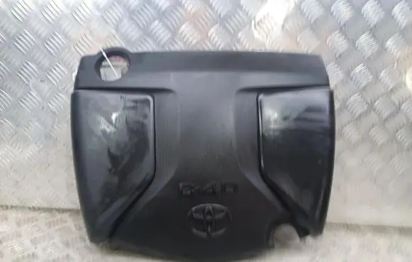 Toyota Avensis T270 Front underbody cover/under tray 
