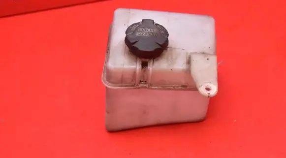 Hyundai i20 (PB PBT) Coolant expansion tank/reservoir 25430-1J000