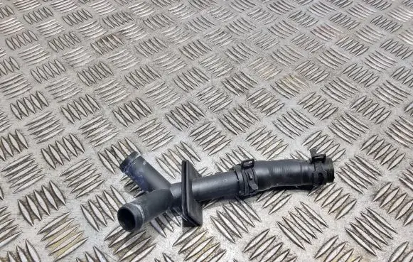 Mercedes-Benz ML W166 Engine coolant pipe/hose A1668300496 A1669971059
