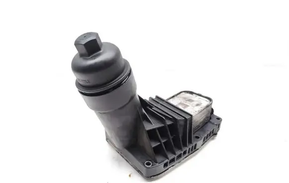 Toyota RAV 4 (XA40) Oil filter mounting bracket 8507626 70377354