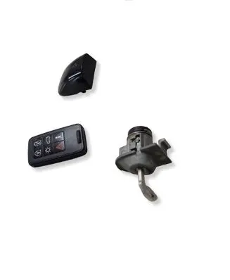 Volvo V70 Front door lock (next to the handle) 